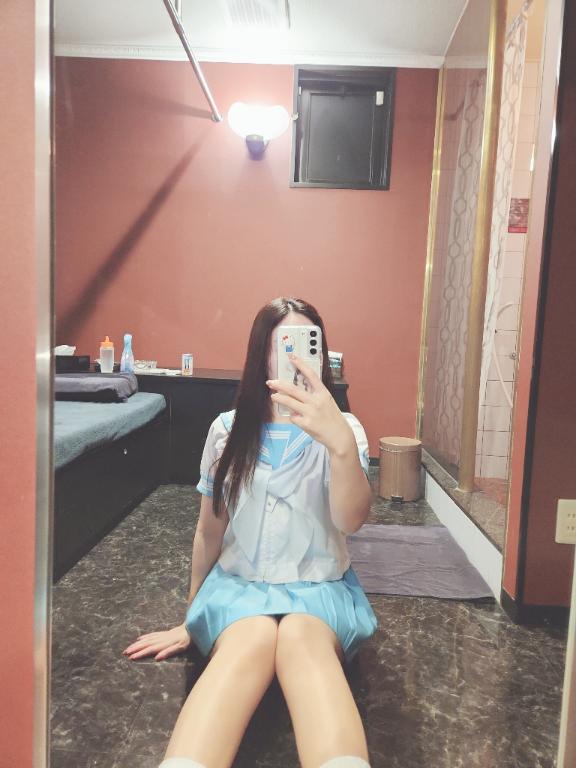 うみ おっとりFカップ！水色セーラー🩵