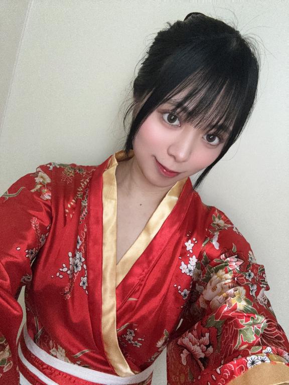 みり S級ルックスにFカップ巨乳出勤しました🌷