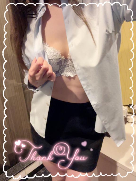 かえで 無邪気なEカップ美女!!