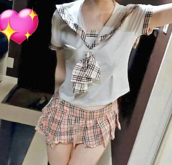 とも 透き通るような素肌!!