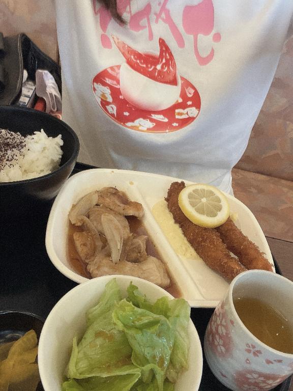 ランチ😋🍴💕