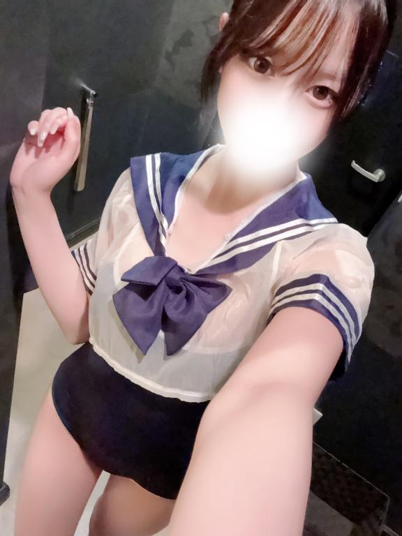 透けて見えてる…///