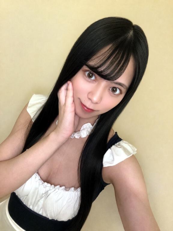 みり S級ルックスにFカップ巨乳おはよ💖