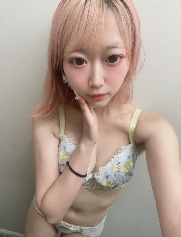 とあ 無邪気さと大人の魅力！