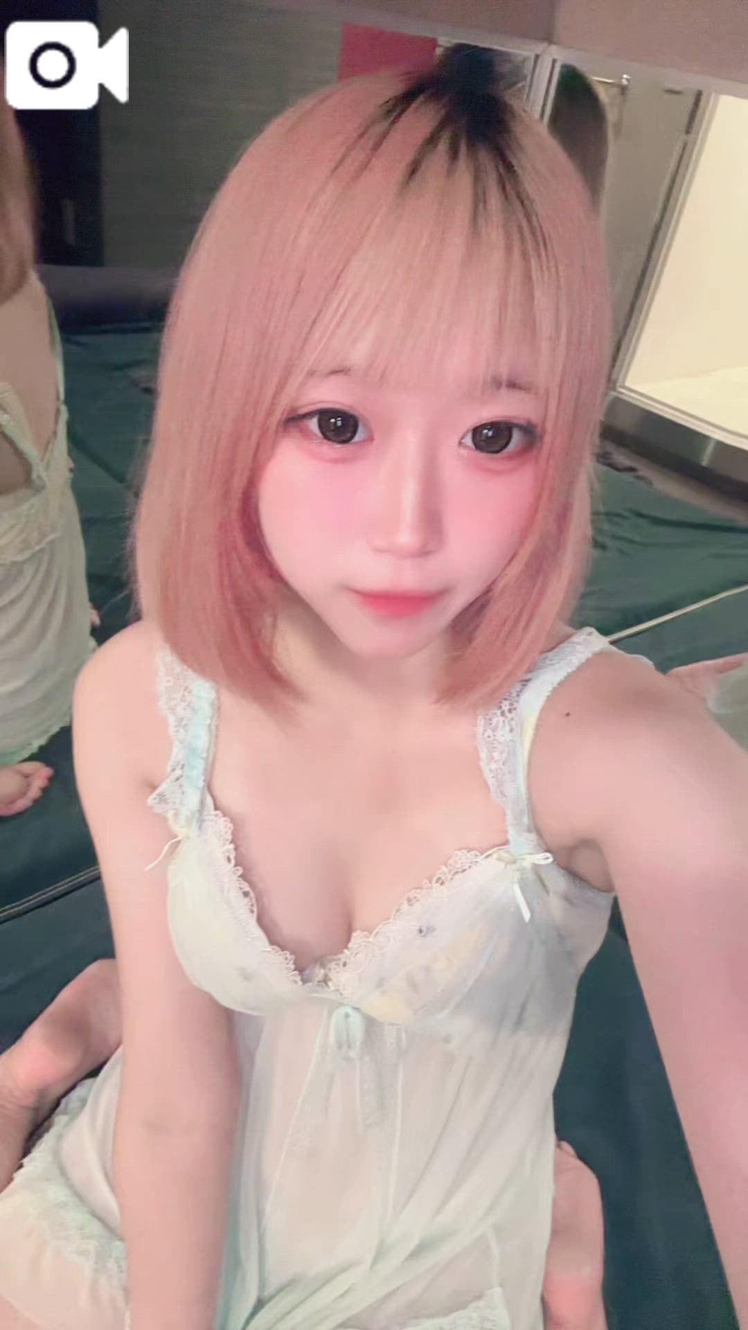 とあ 無邪気さと大人の魅力！