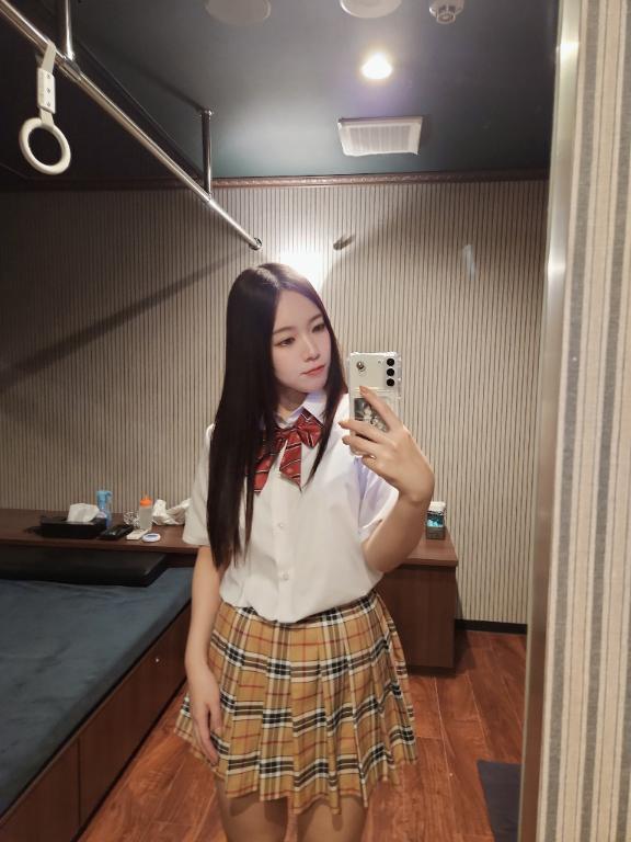 うみ おっとりFカップ！制服🎀