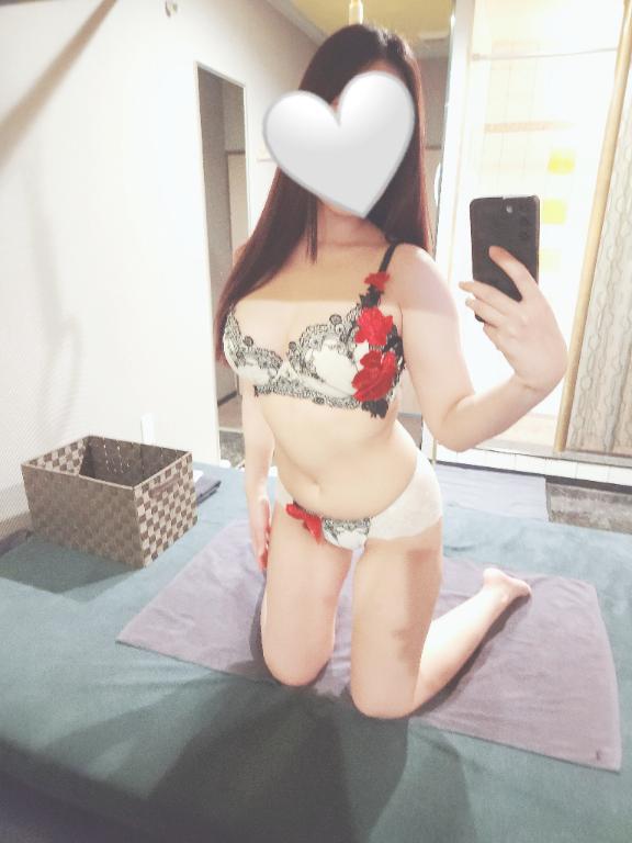 うみ おっとりFカップ！出勤しました🍒