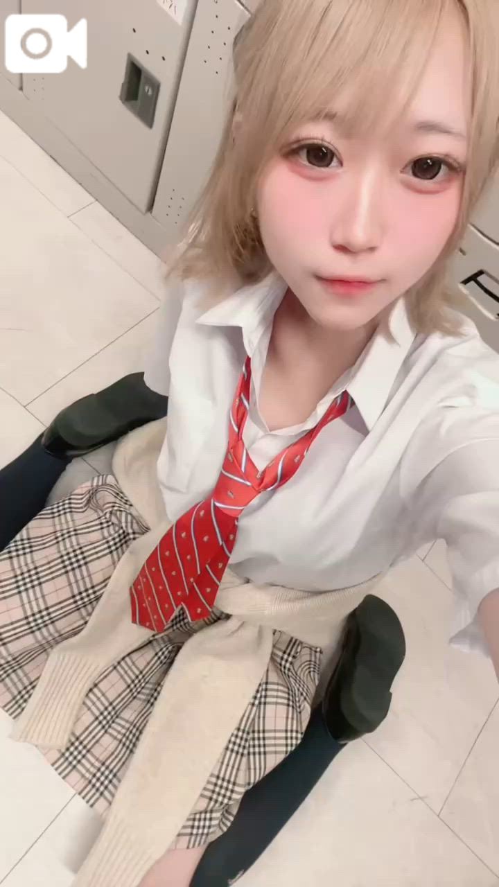 とあ 無邪気さと大人の魅力！