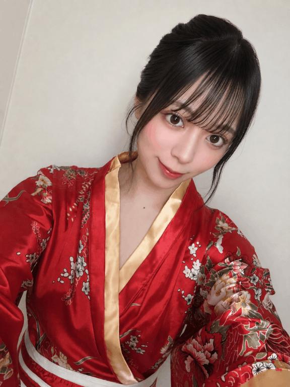 みり S級ルックスにFカップ巨乳