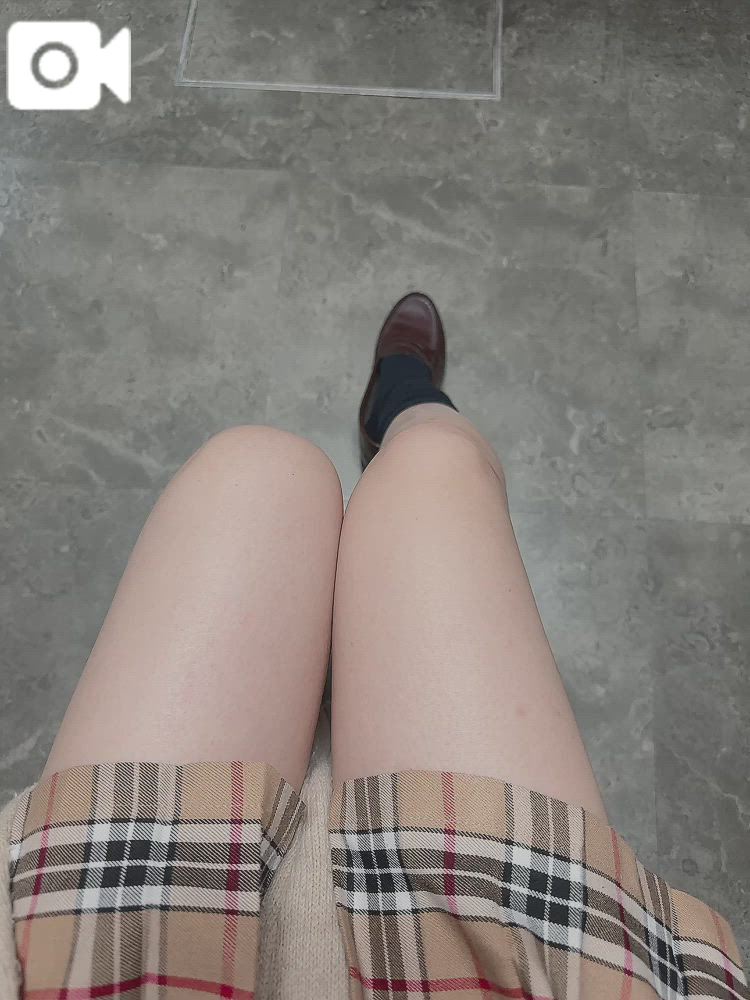 (  ¯꒳​¯ )ᐝ