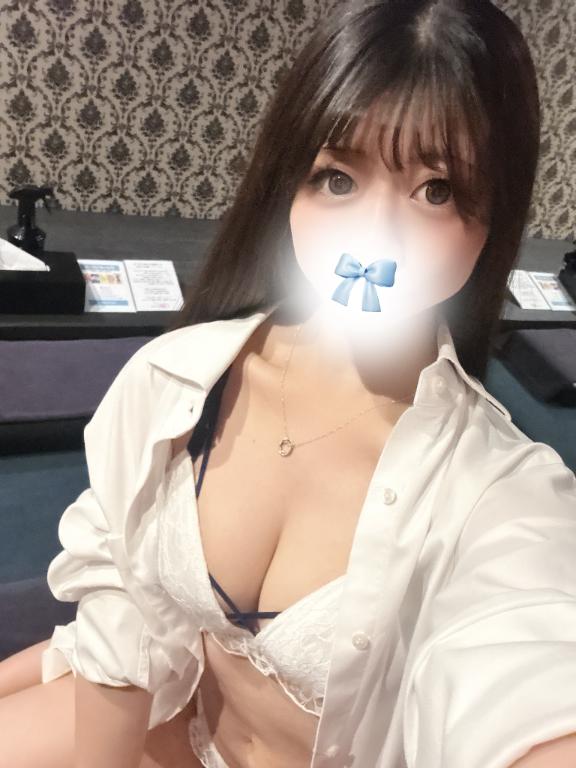 みなと おもちゃ好きGcup美女出勤！