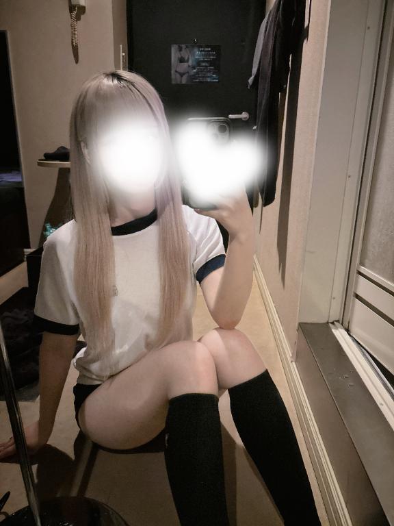 うい 無邪気な笑顔！